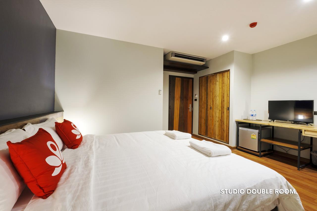 Zen Rooms Zleepmotion Bangkok Exterior foto