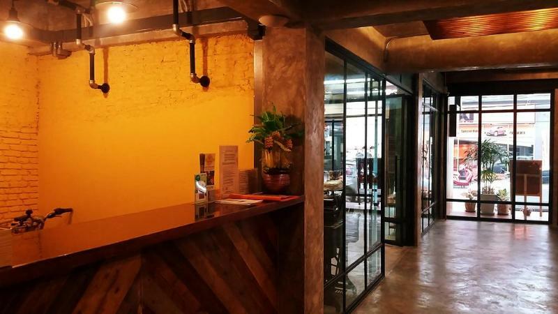 Zen Rooms Zleepmotion Bangkok Exterior foto